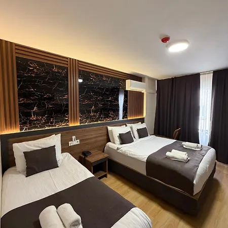 Hotel Grand By Seko 3*